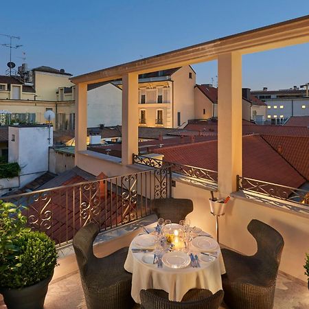 Hotel Mandarin Oriental, Milano Esterno foto