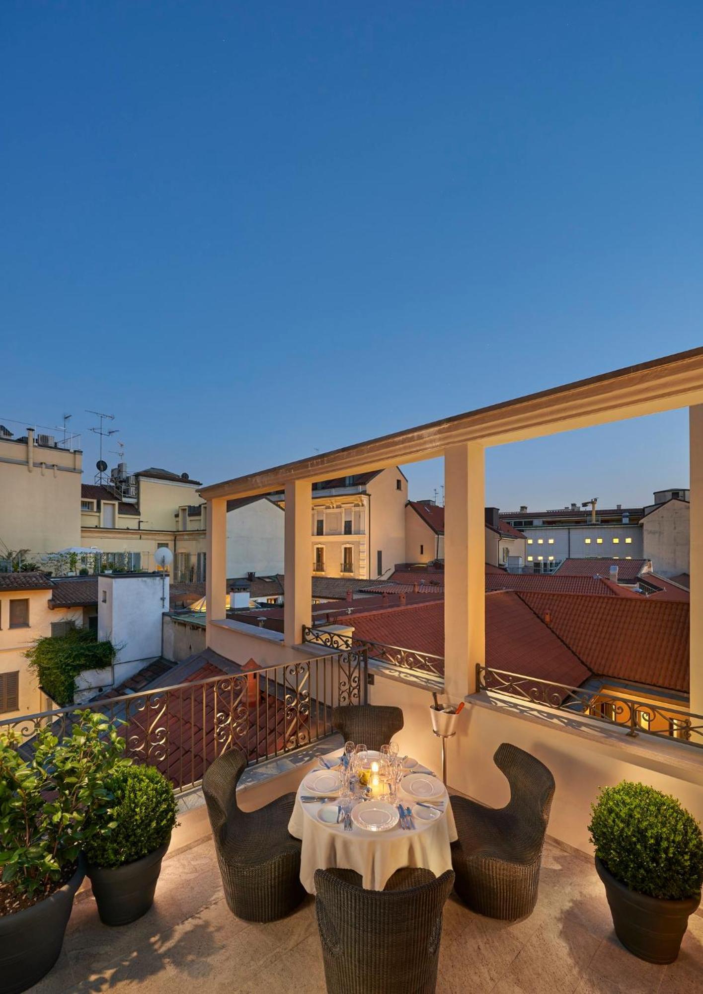 Hotel Mandarin Oriental, Milano Esterno foto