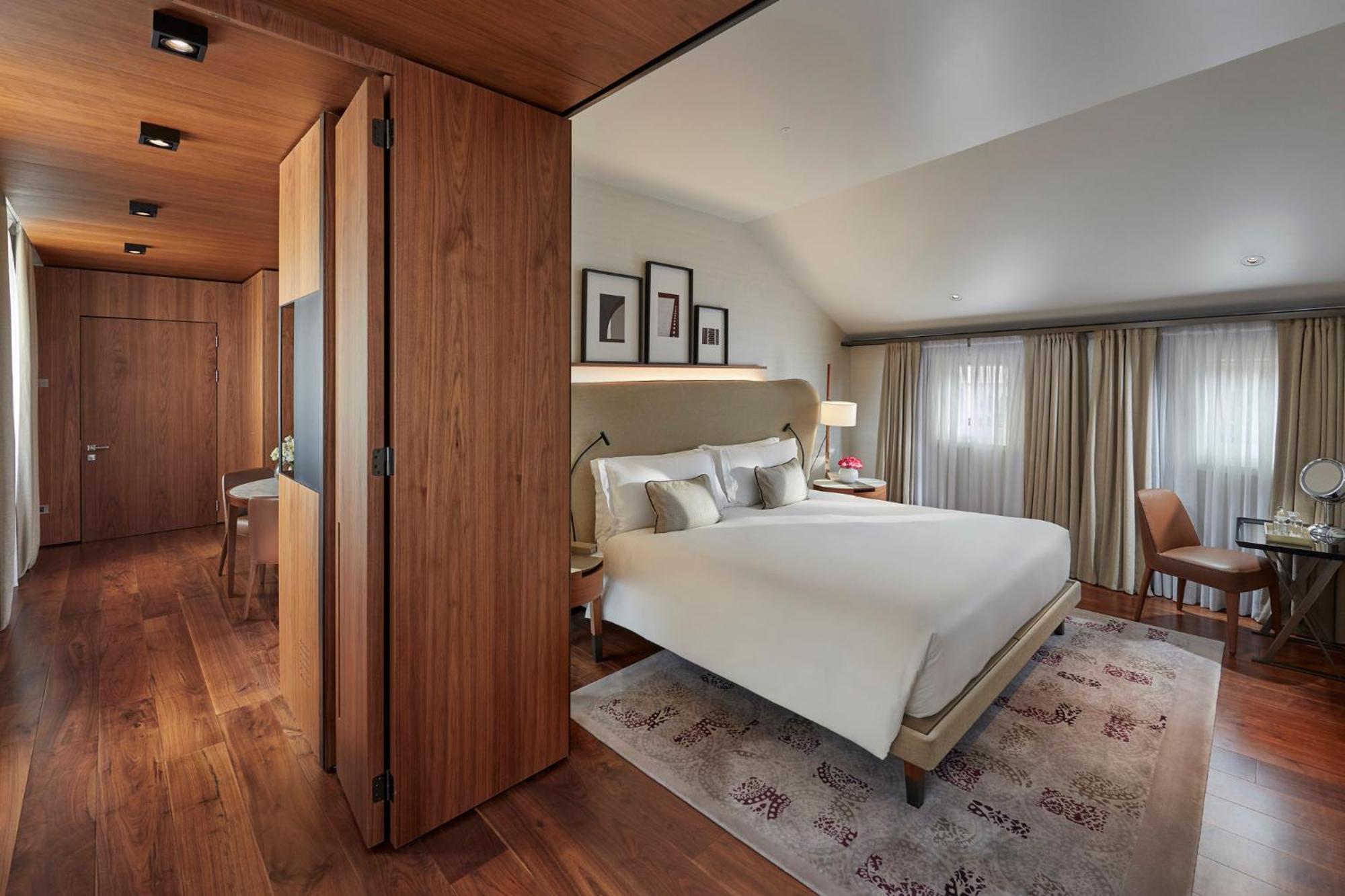 Hotel Mandarin Oriental, Milano Esterno foto