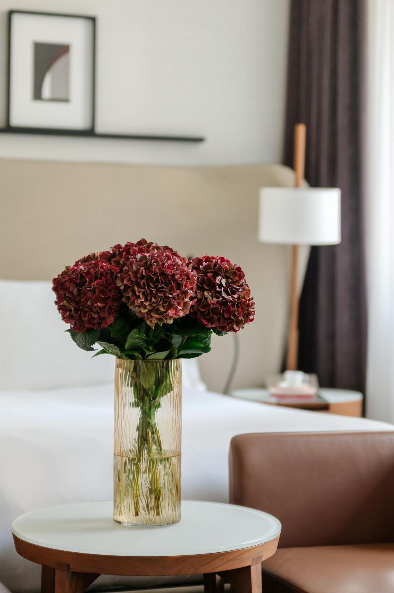 Hotel Mandarin Oriental, Milano Esterno foto